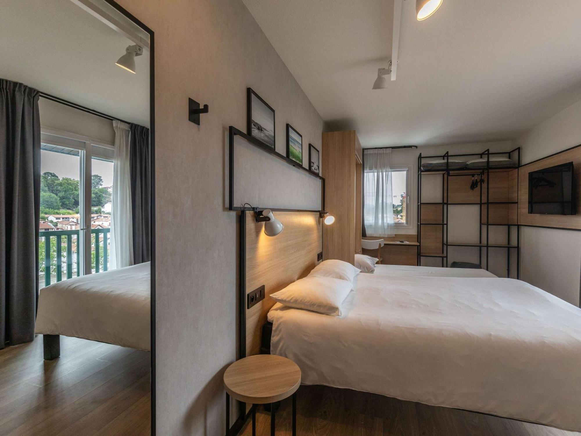 Готель Ibis Ciboure Saint-Jean-De-Luz Екстер'єр фото