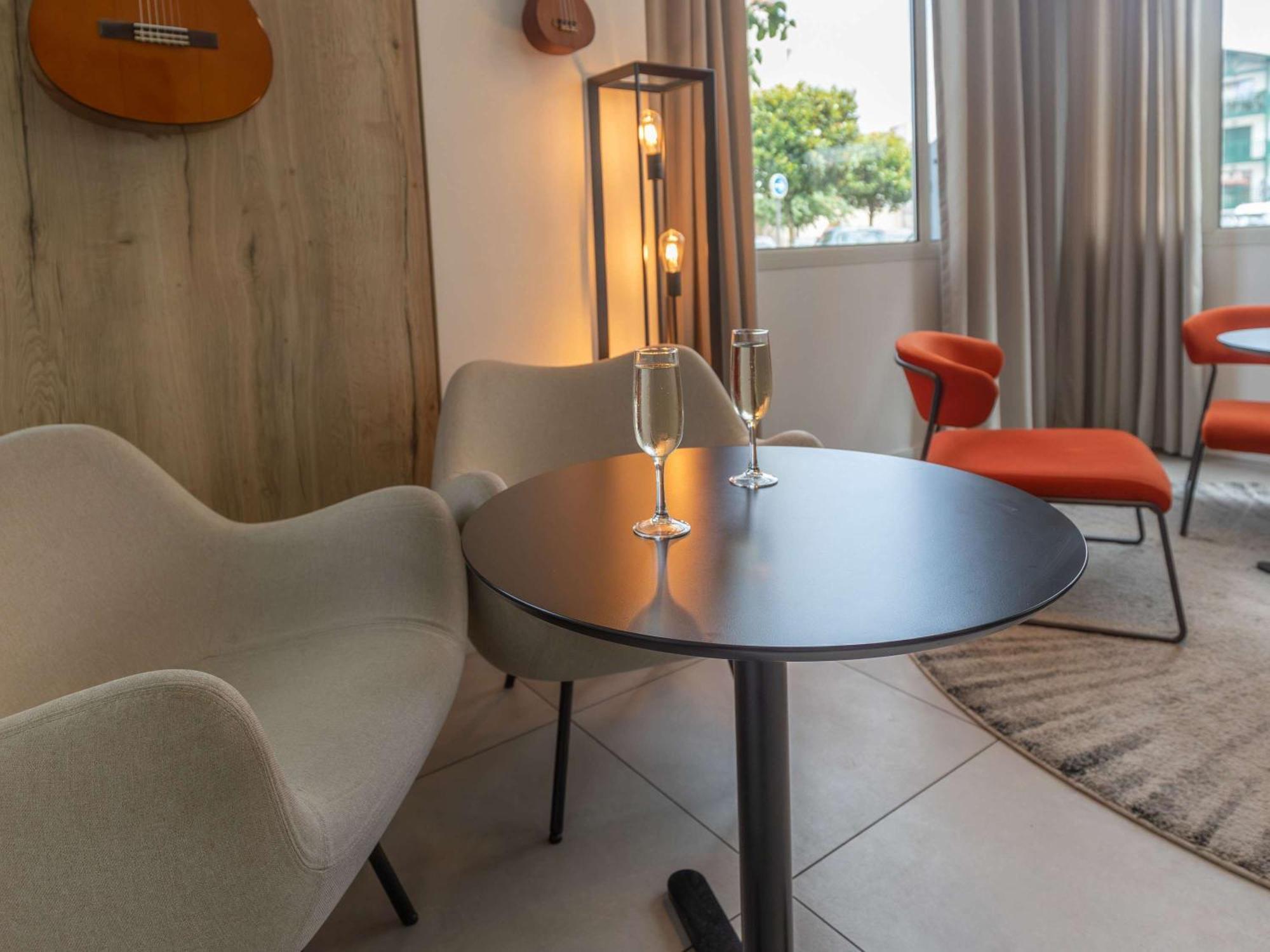 Готель Ibis Ciboure Saint-Jean-De-Luz Екстер'єр фото